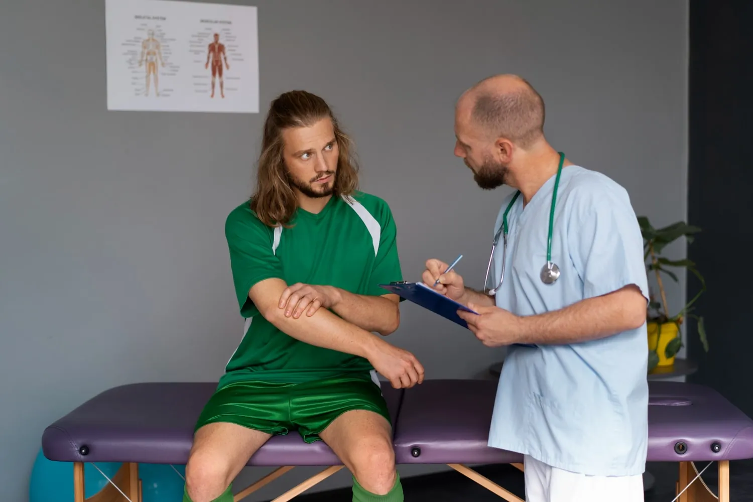 man claims injury
